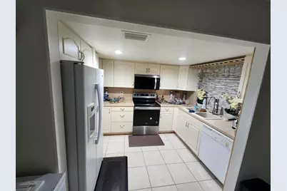 816 NW 8th Avenue, Boynton Beach, FL 33426 - Photo 13