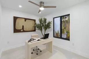 451 NE 119th St, Biscayne Park, FL 33161 - Photo 13