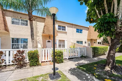 1105 NW 80th Terrace #E, Margate, FL 33063 - Photo 5