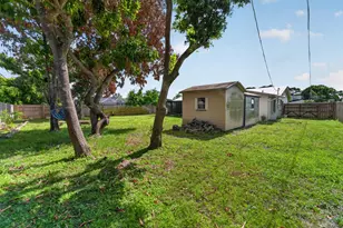 1911 SE Dock St, Port Saint Lucie, FL 34952 - Photo 35