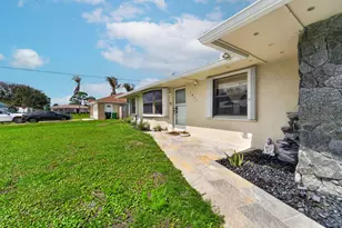 1911 SE Dock St, Port Saint Lucie, FL 34952 - Photo 7