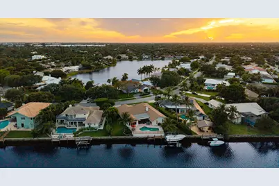 763 Camino Lakes Circle, Boca Raton, FL 33486 - Photo 21