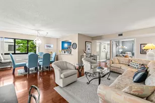 5687 Fairway Park Dr, Boynton Beach, FL 33437 - Photo 3