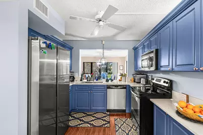 5687 Fairway Park Drive, Boynton Beach, FL 33437 - Photo 15