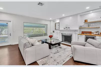746 NE 16th Terrace, Fort Lauderdale, FL 33304 - Photo 11