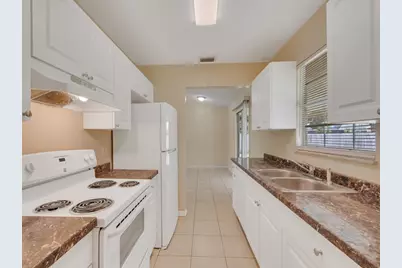 205 SW Voltair Terrace, Port Saint Lucie, FL 34984 - Photo 5