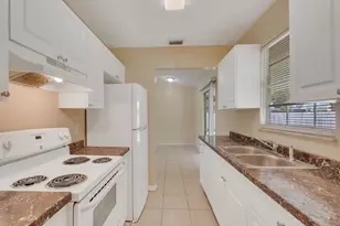 205 SW Voltair Terrace, Port Saint Lucie, FL 34984 - Photo 5