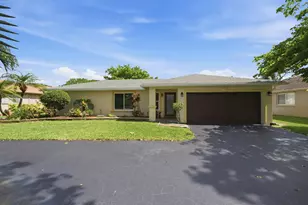 10875 NW 20th Dr, Coral Springs, FL 33071 - Photo 5