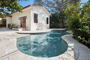704 SE 8th St, Fort Lauderdale, FL 33316 - Photo 35