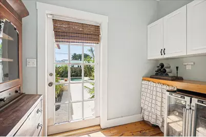 704 SE 8th Street, Fort Lauderdale, FL 33316 - Photo 17