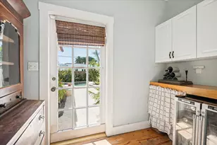 704 SE 8th St, Fort Lauderdale, FL 33316 - Photo 17