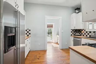 704 SE 8th St, Fort Lauderdale, FL 33316 - Photo 15