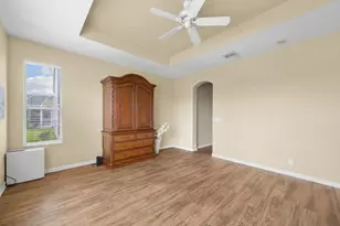 524 NW Blue Lake Dr, Port Saint Lucie, FL 34986 - Photo 27