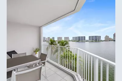 18260 N Bay Road #418, Sunny Isles Beach, FL 33160 - Photo 27