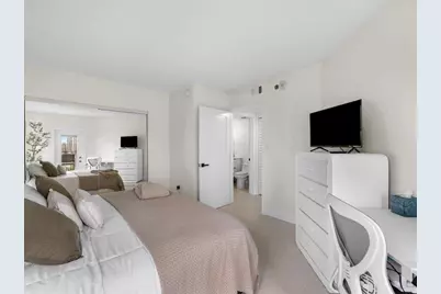 18260 N Bay Road #418, Sunny Isles Beach, FL 33160 - Photo 19