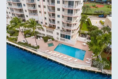 18260 N Bay Road #418, Sunny Isles Beach, FL 33160 - Photo 33