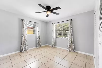 2105 Wellington Road, West Palm Beach, FL 33409 - Photo 29