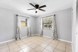 2105 Wellington Rd, West Palm Beach, FL 33409 - Photo 29