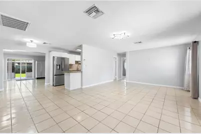 2105 Wellington Road, West Palm Beach, FL 33409 - Photo 5