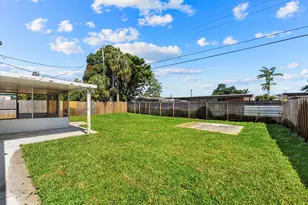 2105 Wellington Rd, West Palm Beach, FL 33409 - Photo 39