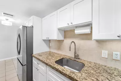 2105 Wellington Road, West Palm Beach, FL 33409 - Photo 15