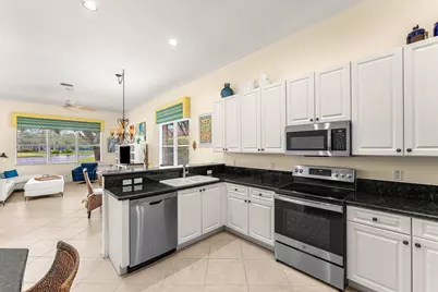 8240 Parini Way, Lake Worth, FL 33467 - Photo 15