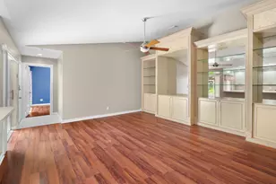 1202 NW Sun Terrace Cir, Port Saint Lucie, FL 34986 - Photo 11