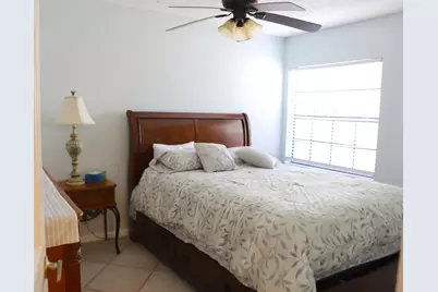 305 Congressional Way, Deerfield Beach, FL 33442 - Photo 17
