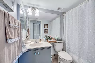 305 Congressional Way, Deerfield Beach, FL 33442 - Photo 19