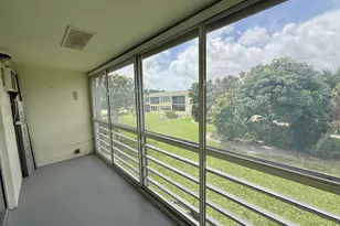 32 Kingswood B, West Palm Beach, FL 33417 - Photo 1