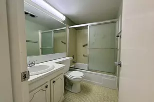 32 Kingswood B, West Palm Beach, FL 33417 - Photo 5