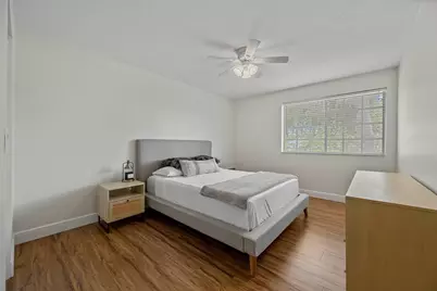 1727 Village Boulevard, West Palm Beach, FL 33409 - Photo 7