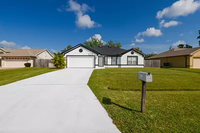 1225 SW Hunnicut Avenue, Port Saint Lucie, FL 34953 - Photo 3