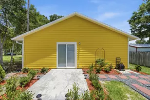 1845 SW 13th Pl Pl SW, Vero Beach, FL 32962 - Photo 23