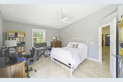 1845 SW 13th Pl Place SW, Vero Beach, FL 32962 - Photo 15