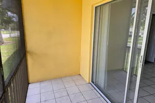 8060 N Colony Cir Circle, Tamarac, FL 33321 - Photo 11