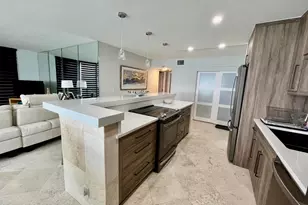 5440 N Ocean Dr, Singer Island, FL 33404 - Photo 17