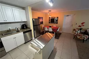 1009 Green Pine Blvd, West Palm Beach, FL 33409 - Photo 3