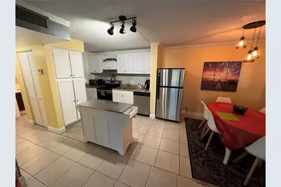 1009 Green Pine Boulevard #G1, West Palm Beach, FL 33409 - Photo 13