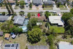 261 NE 42nd St, Deerfield Beach, FL 33064 - Photo 3