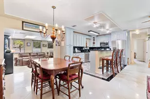 660 Azalea Ct, Plantation, FL 33317 - Photo 11