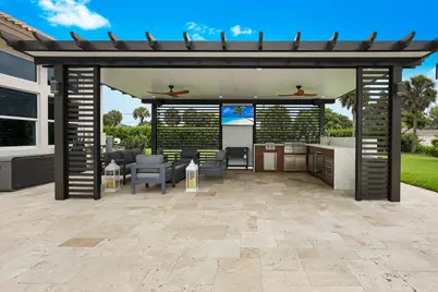 142 Brynhurst Court, West Palm Beach, FL 33413 - Photo 23