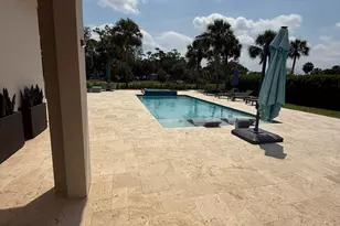 142 Brynhurst Ct, West Palm Beach, FL 33413 - Photo 1