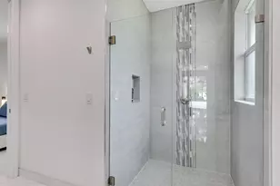 142 Brynhurst Ct, West Palm Beach, FL 33413 - Photo 17