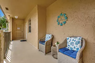 154 Lake Meryl Dr, West Palm Beach, FL 33411 - Photo 15