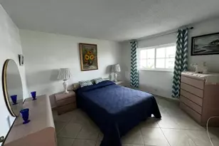 1001 NE 14th Ave, Hallandale Beach, FL 33009 - Photo 35