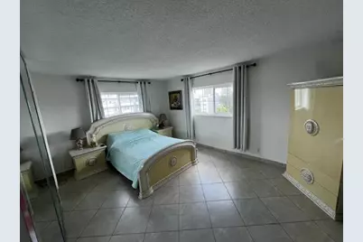 1001 NE 14th Avenue #701, Hallandale Beach, FL 33009 - Photo 29