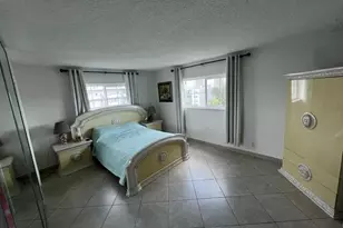 1001 NE 14th Ave, Hallandale Beach, FL 33009 - Photo 29