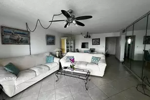 1001 NE 14th Ave, Hallandale Beach, FL 33009 - Photo 13