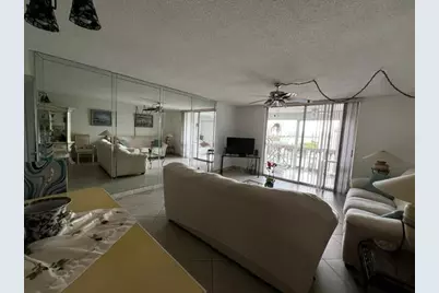 1001 NE 14th Avenue #701, Hallandale Beach, FL 33009 - Photo 5